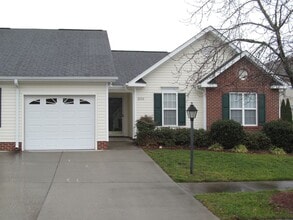 Building Photo - 2115 Weststone Rd