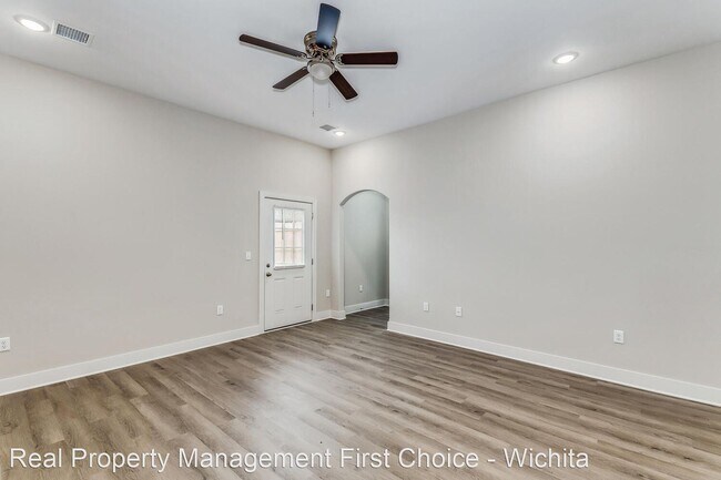 Building Photo - 3 br, 2 bath House - 3507 W 45th ST S