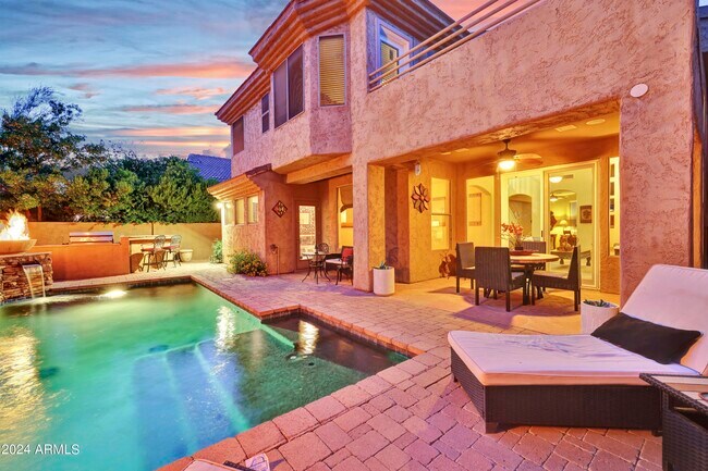 Building Photo - 7687 E Pozos Dr