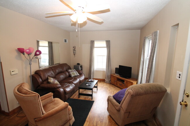 Spacious Living Room - 215 W 12th St