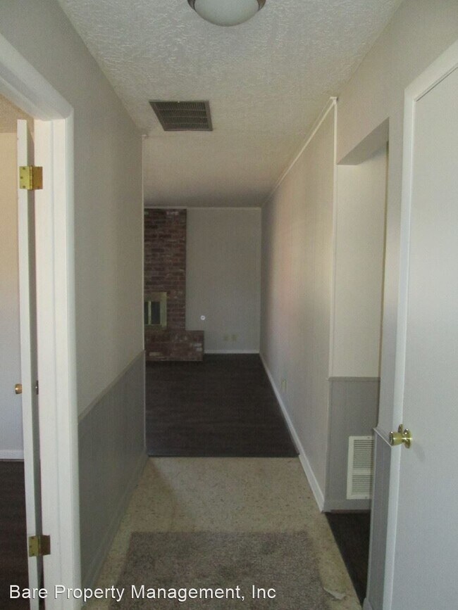 Building Photo - 3 br, 3 bath House - 437 Sundown Drive