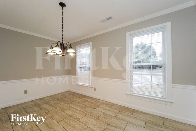 Building Photo - 3800 Cardinal Ct