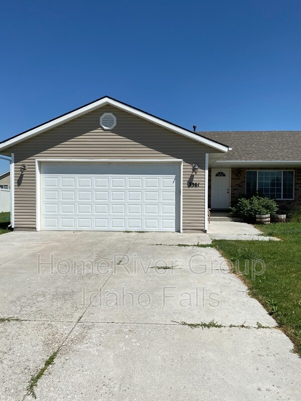 3361 Briar Creek Ln, Ammon, ID 83406 House Rental in Ammon, ID