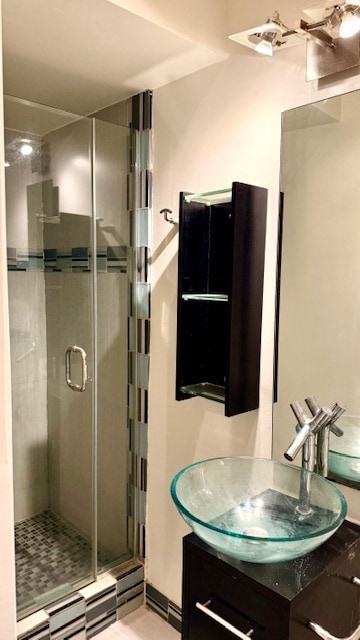 Building Photo - 6244 Morse Ave