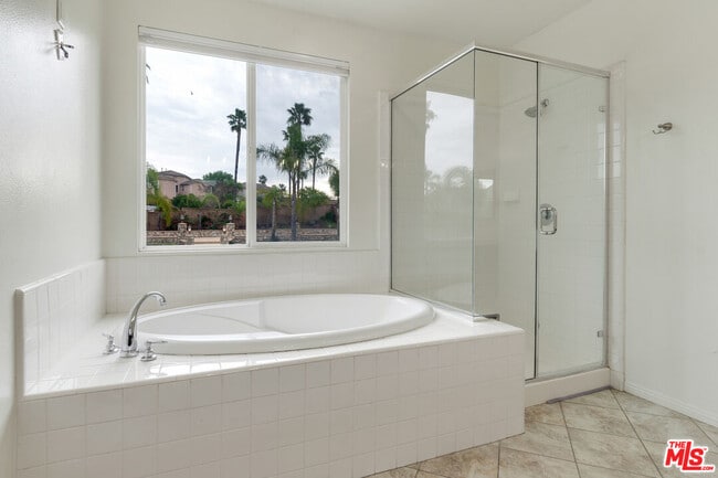 Building Photo - 17426 Half Moon Ct