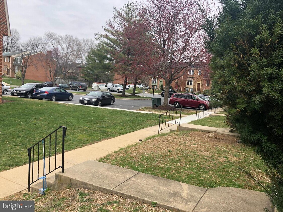 111 Dunsford Ct, Walkersville, MD 21793 Townhome Rentals in