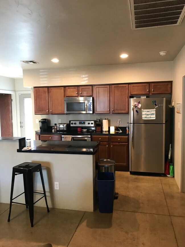 Granite Counters and Stainless Steel Appliances - 312 S Cherry Ave