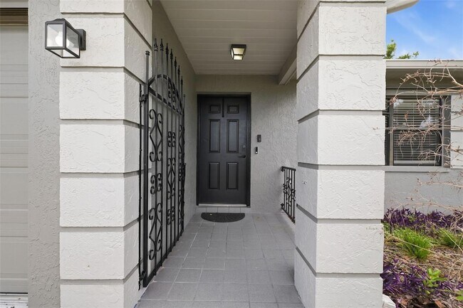 Foto del edificio - 6310 Gainsboro Ave