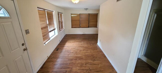 Interior Photo - Manor Homes
