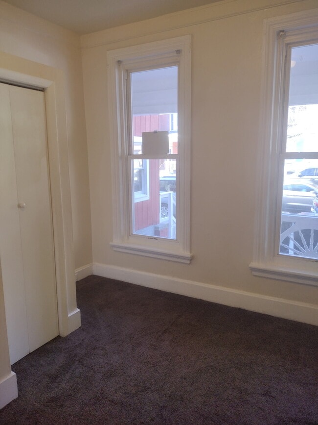 1st Bedroom - 1607 Derry St