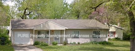 Building Photo - 3643 SW Clare Ave