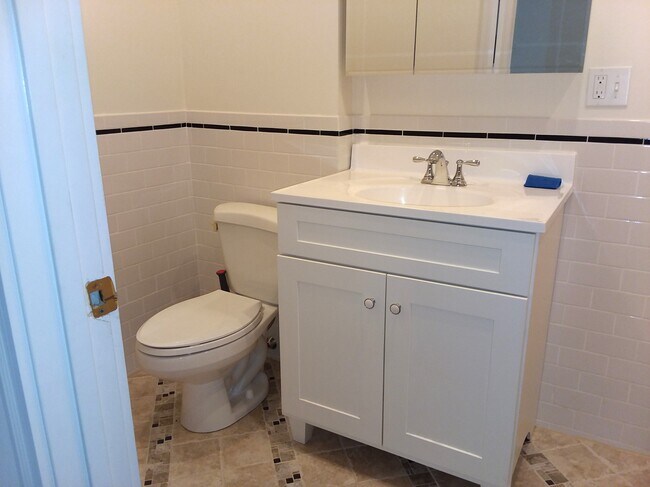 Foto del edificio - 144 Calumet St