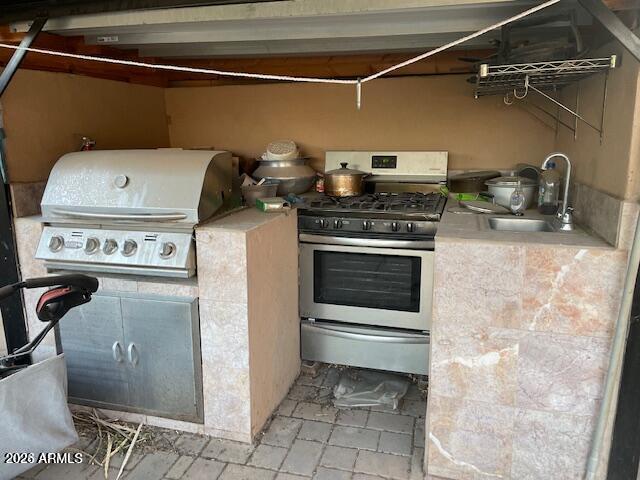 Building Photo - 1911 E Horseshoe Dr