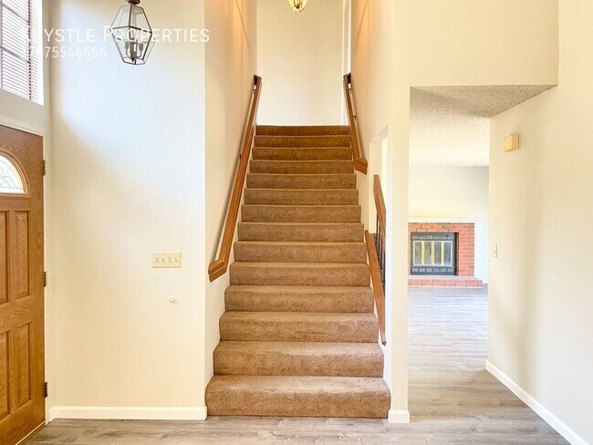Foto del edificio - Wonderful American Canyon home on corner lot