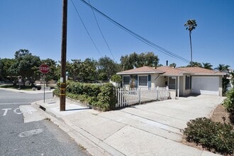 Building Photo - 1803 Rockefeller Ln