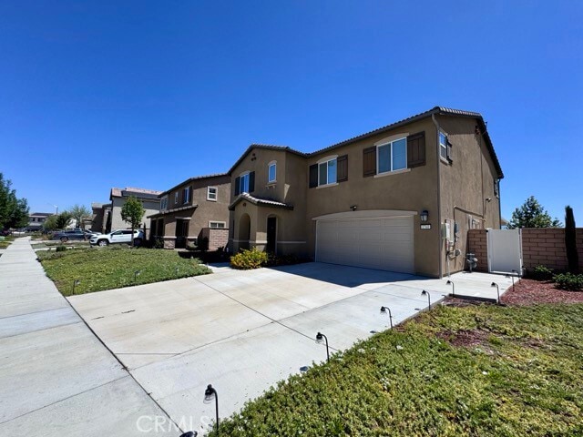 Building Photo - 1760 Chute Dr