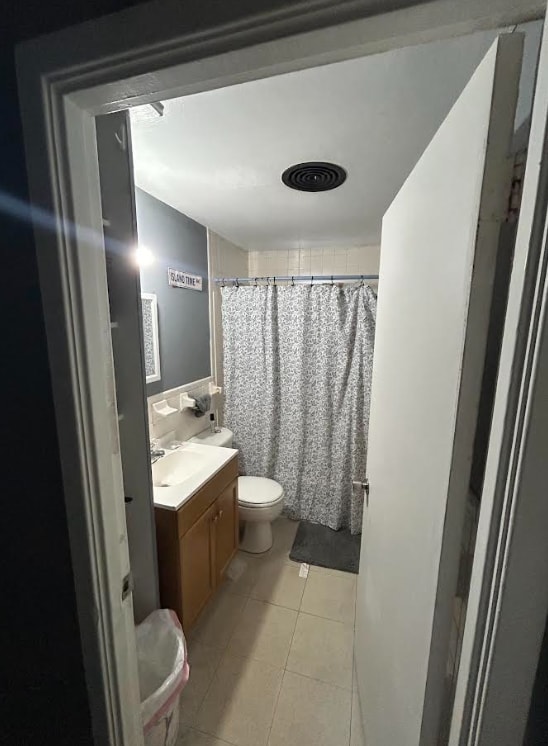 Building Photo - 55 Fredette St