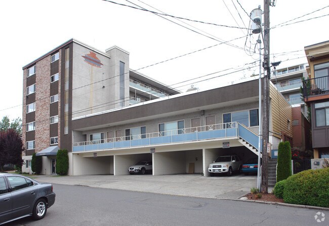 Building Photo - Aloha House Apartments
