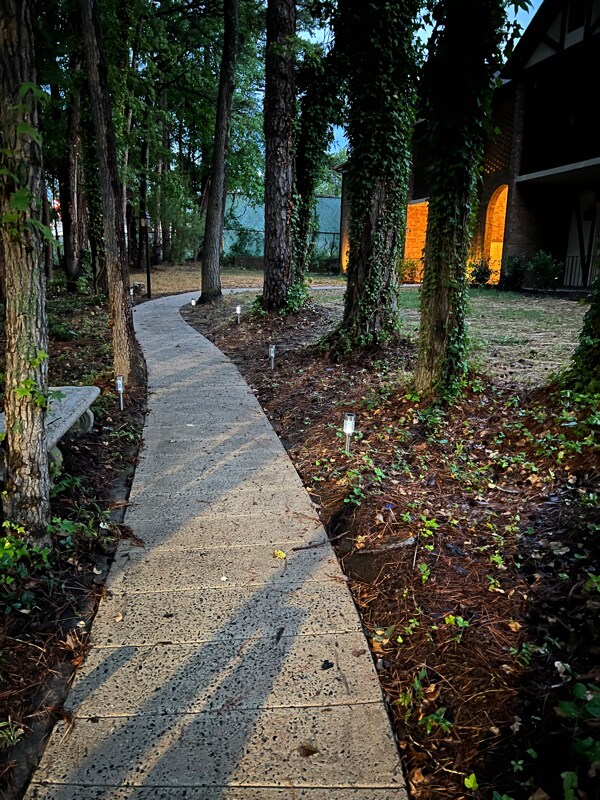 Foto del edificio - 116 Engleman Ave