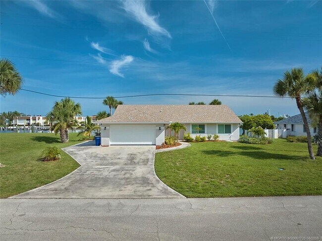 Building Photo - 1534 Thumb Point Dr