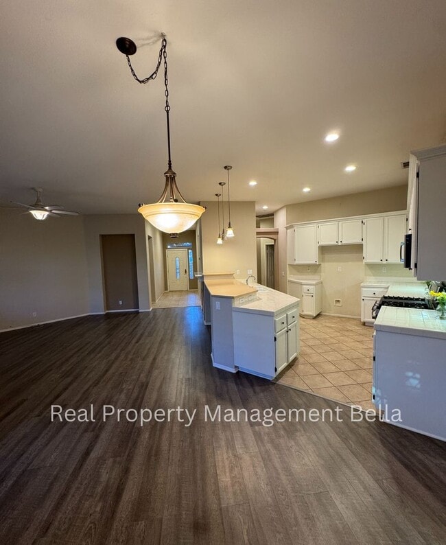 Building Photo - Charming 3-Bedroom Home with Open Floor Plan and Covered Patio
