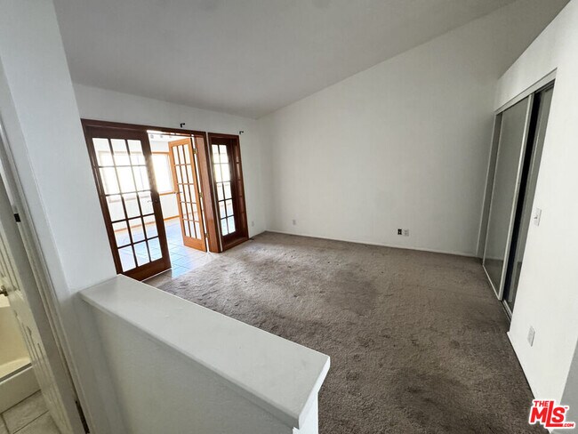 Foto del edificio - 2180 Glenwood Ave