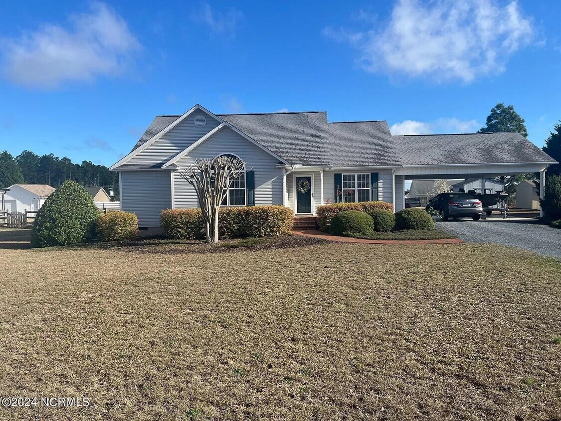 575 W Chicago Ave, Pinebluff, NC 28373 House Rental in Pinebluff, NC