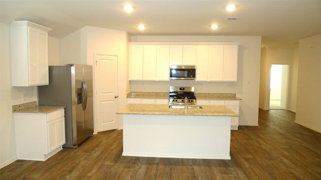 Foto del edificio - 3715 Zoeys Wy