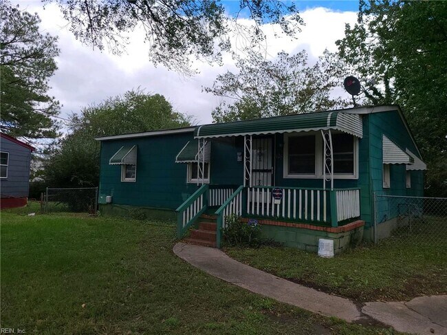 Building Photo - 125 Allard Rd