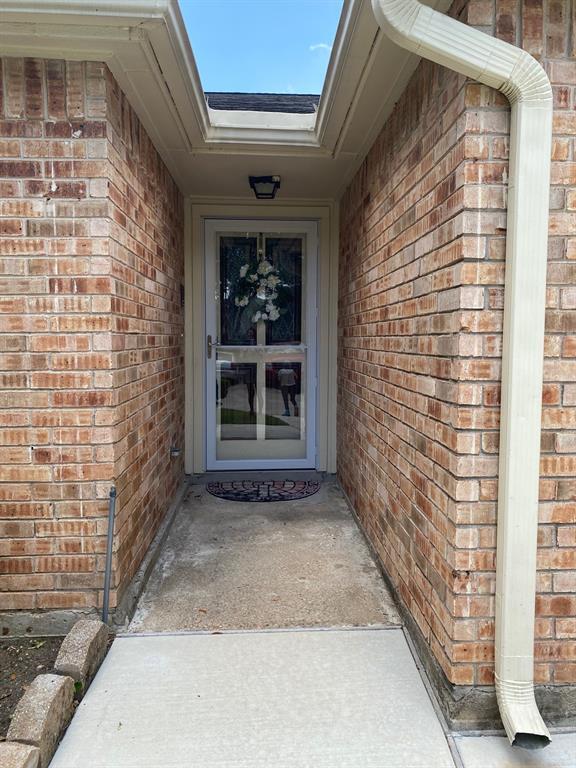 666 W Country Grove Cir, Pearland, TX 77584 Condo for Rent in Pearland, TX