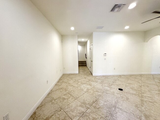 Building Photo - 5808 Yeats Manor Dr
