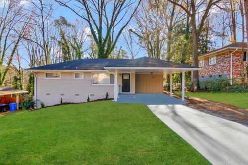 Primary Photo - 2740 Bonnybrook Dr SW