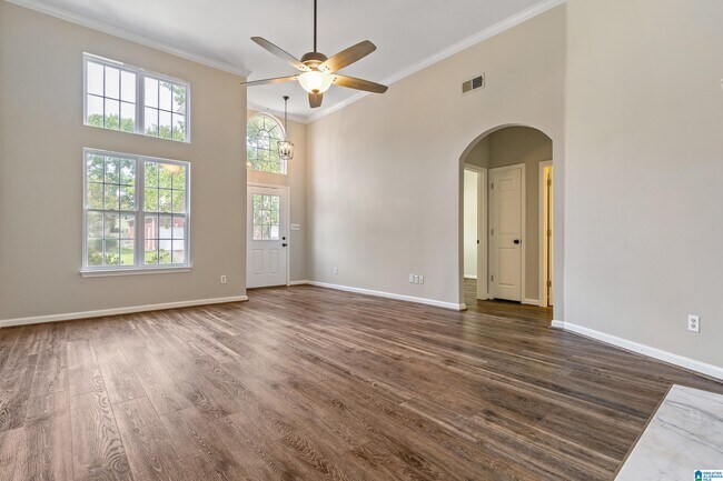 Building Photo - 141 Calumet Dr