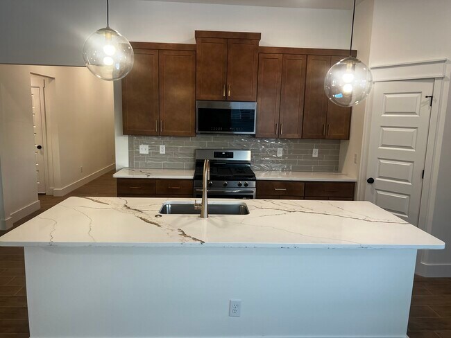 Foto del edificio - 251 Kristen Ln