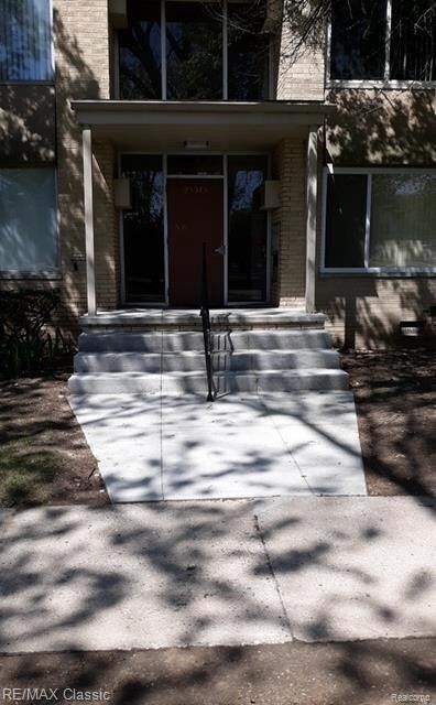 Primary Photo - 25545 Lahser Rd