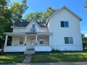 Building Photo - 743 N Eddy St