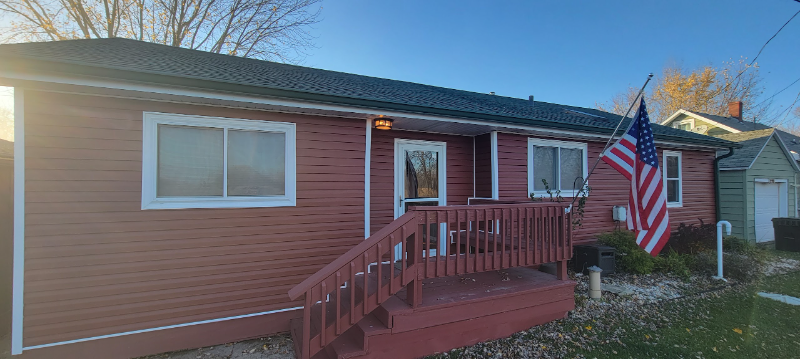 Primary Photo - 222 Eastwood Ave