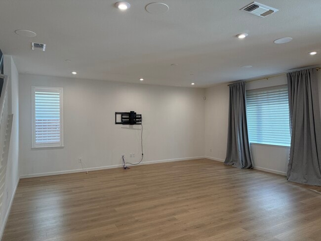 Foto del edificio - 1580 Blue Moon Ln