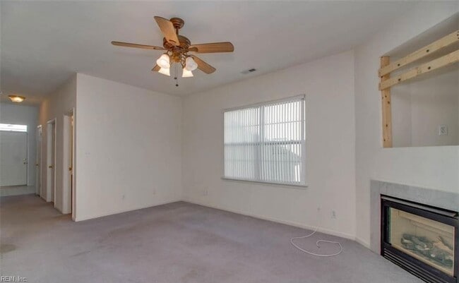 Building Photo - 2305 Bizzone Cir