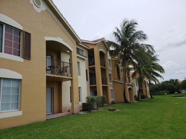 Building Photo - 4190 San Marino Blvd