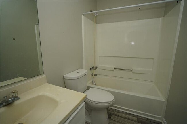 Foto del edificio - 6678 Chupp Rd