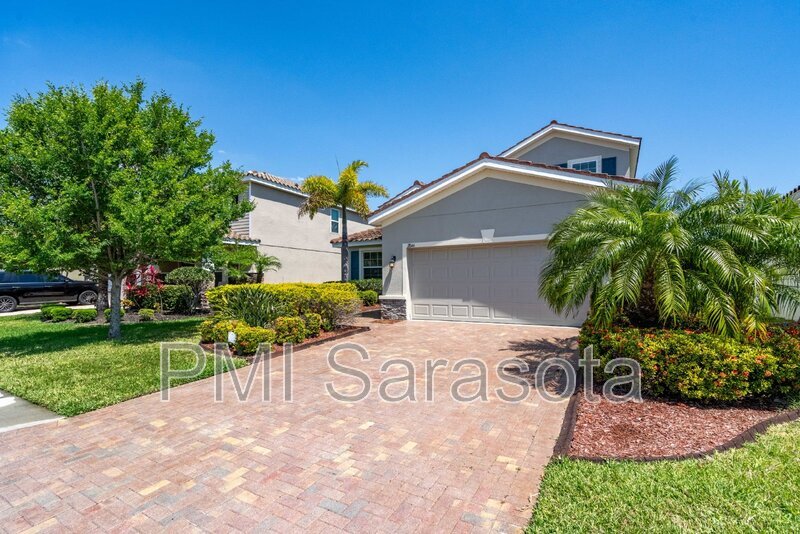 Primary Photo - 2844 Esmeralda Dr