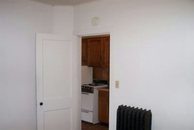 Building Photo - 311 Thompson St