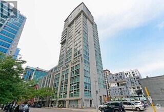 Building Photo - 50-1450 Lombard St