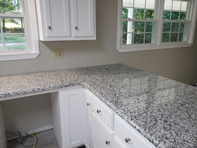 Building Photo - 4202 Peach Orchard Rd