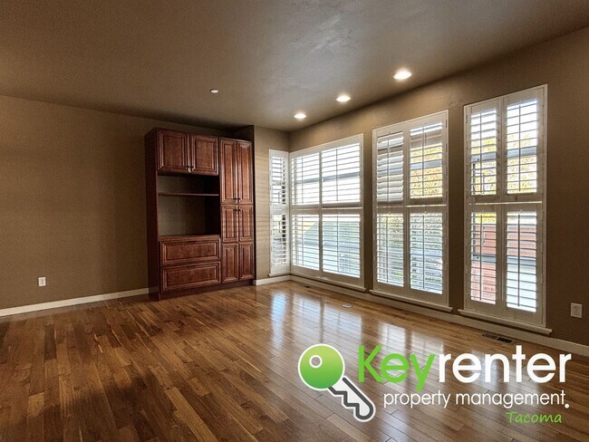 Foto del edificio - Dream Townhome in Tacoma, WA!