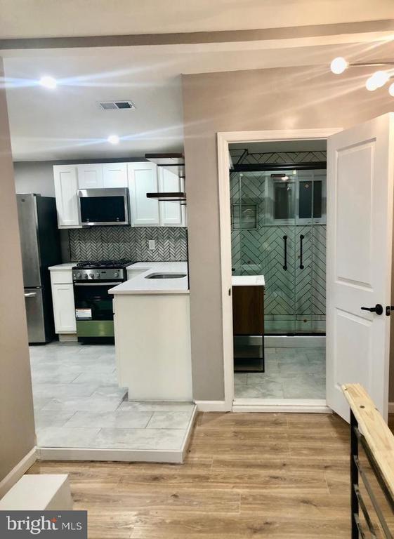 Foto del edificio - 300 D'Arcy Ave