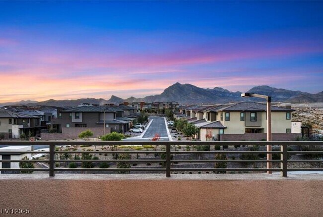 Building Photo - 660 Clowder Spring Way