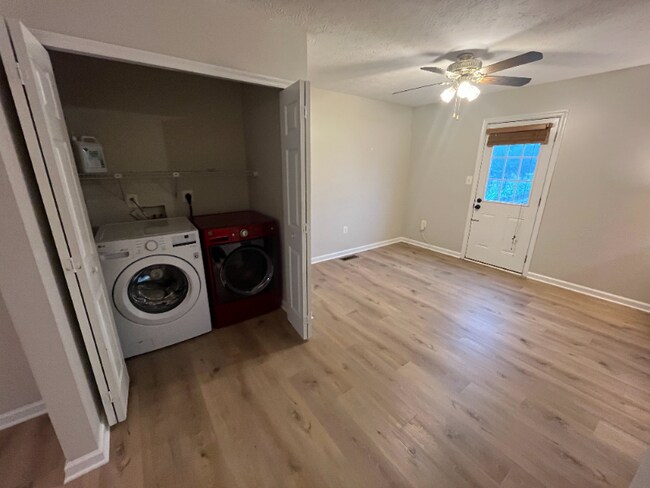 Foto del edificio - 508 Highland Ave