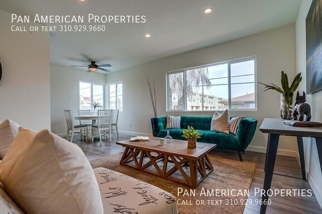 Building Photo - 11853 Manor Dr